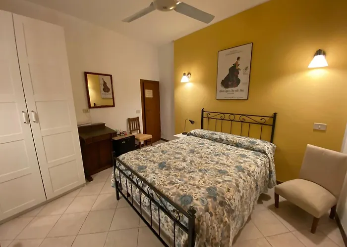 Pensión Le Casette Di Zecca Giorgia Verona